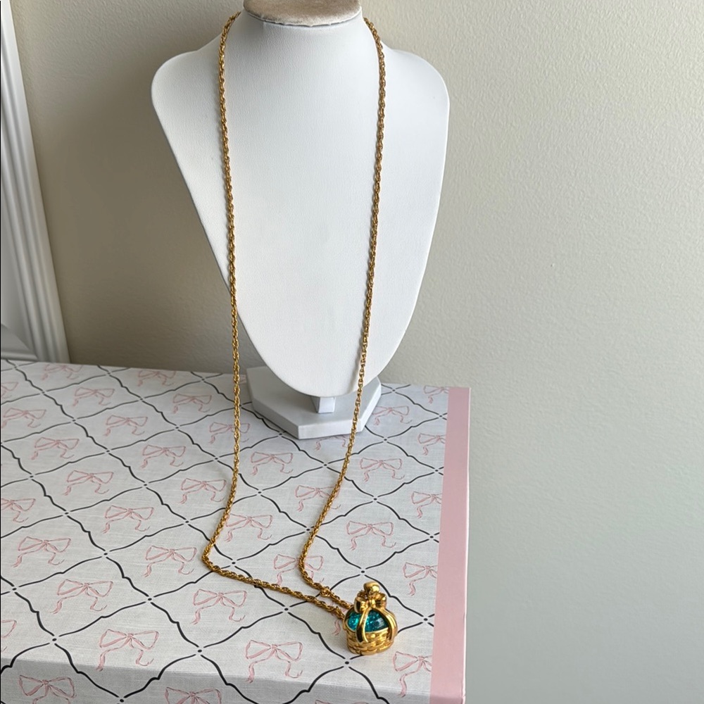 Vintage Joan Rivers Necklace